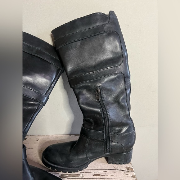 Karl Lagerfeld Black Leather Knee-High Riding Boots with Buckles - Picture 8 of 8